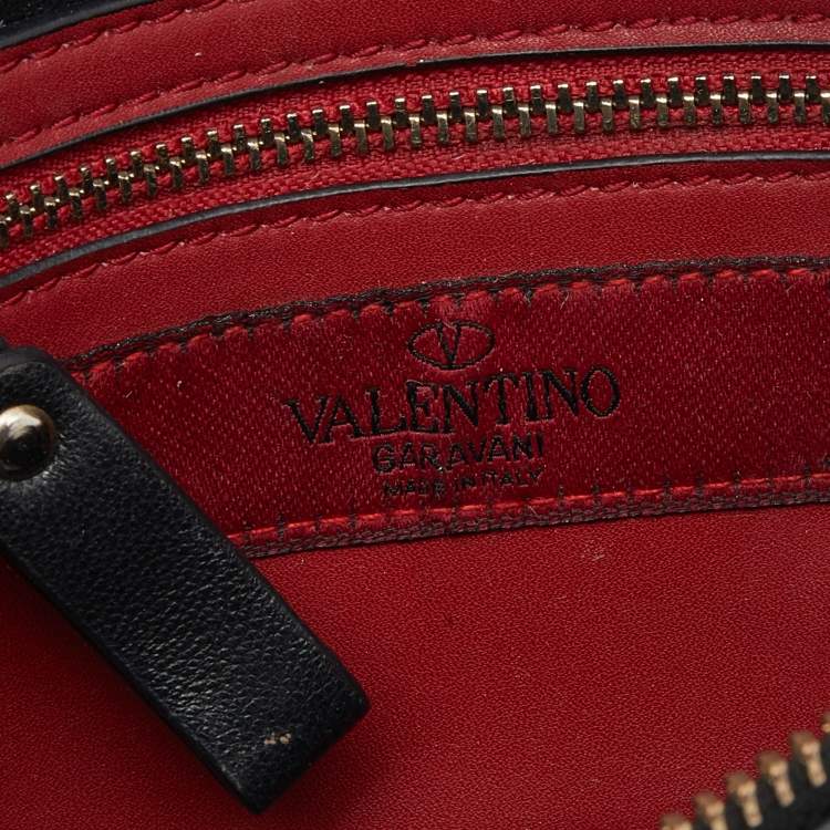 Pre Owned Valentino Black Quilted Leather Rockstud Spike Belt Bag