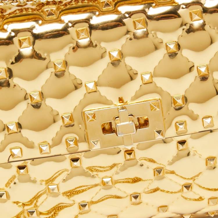 مملوكة مسبقًا Valentino Metallic Gold Patent Leather Medium Rockstud Spike Top Handle Bag
