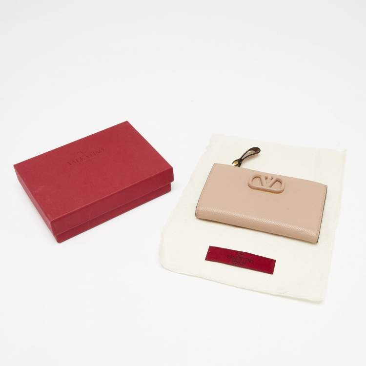 Pre Owned Valentino Beige Leather VLogo Bifold Wallet