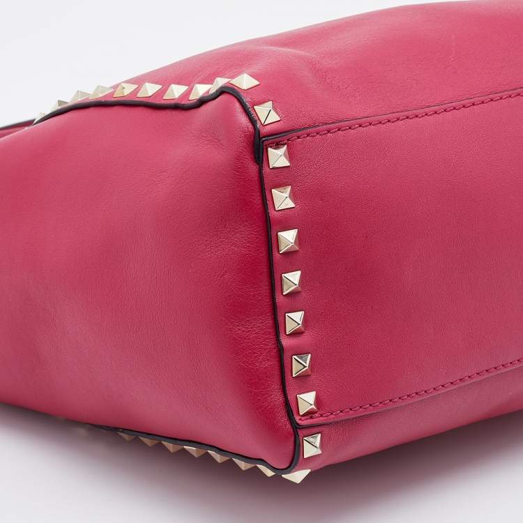 Pre Owned Valentino Magenta Leather Rockstud Trapeze Tote