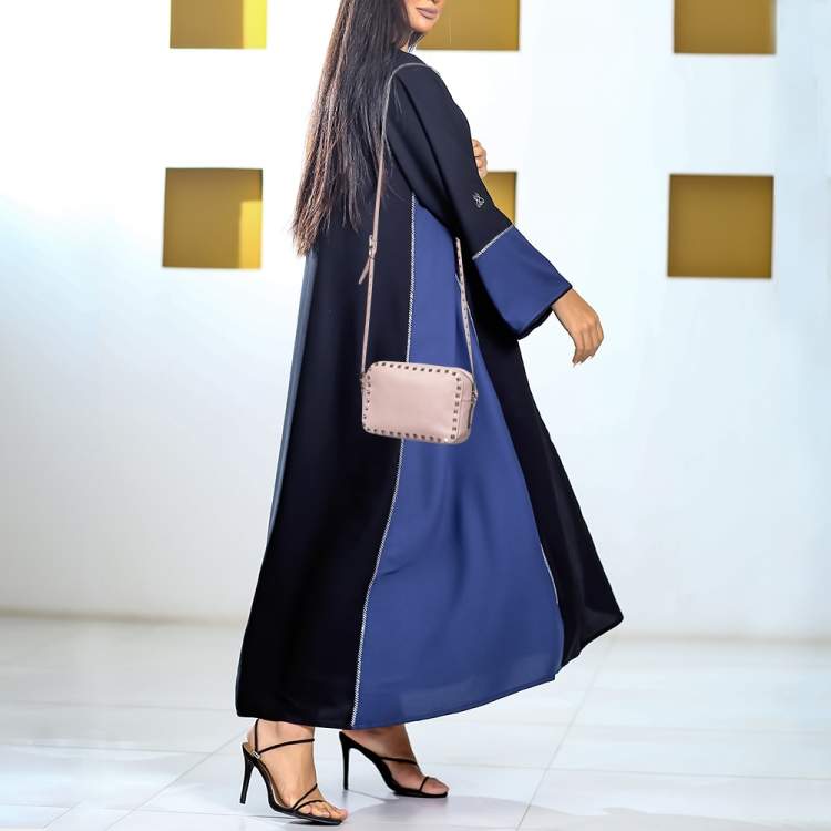 Pre Owned Valentino Pink Leather Rockstud Crossbody Bag