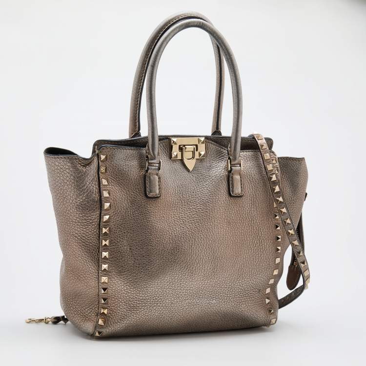 Pre Owned Valentino Metallic Leather Small Rockstud Shopper Tote