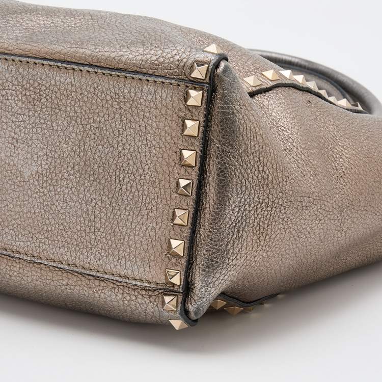 Pre Owned Valentino Metallic Leather Small Rockstud Shopper Tote