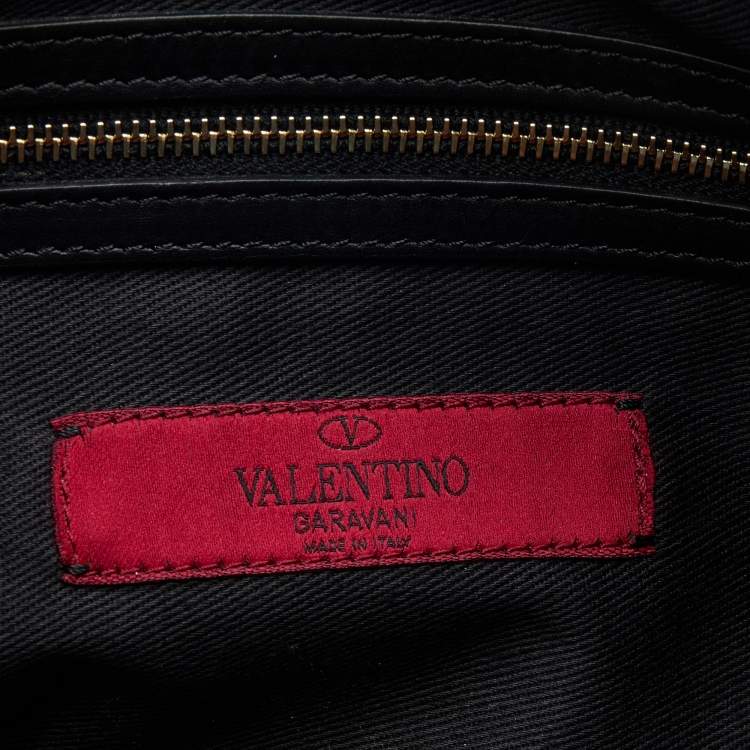 Pre Owned Valentino Black Leather Large Rockstud Wristlet Clutch