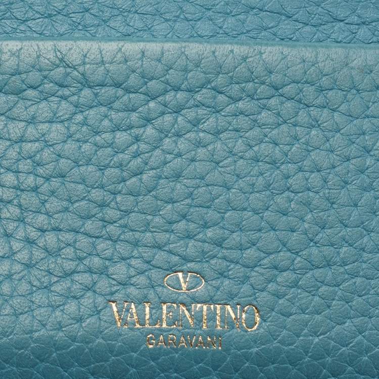 مملوكة مسبقًا Valentino Blue Leather Rockstud Card Holder