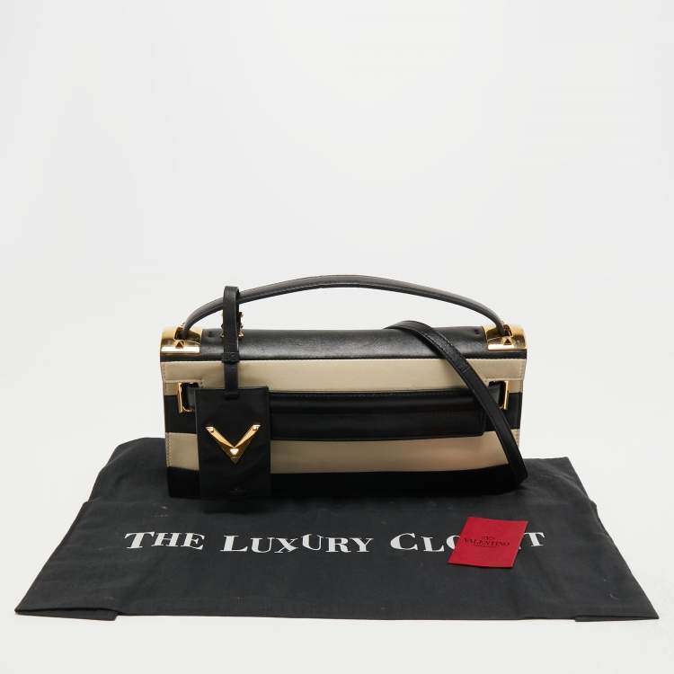 مملوكة مسبقًا Valentino Black/White Striped Leather My Rockstud Top Handle Bag