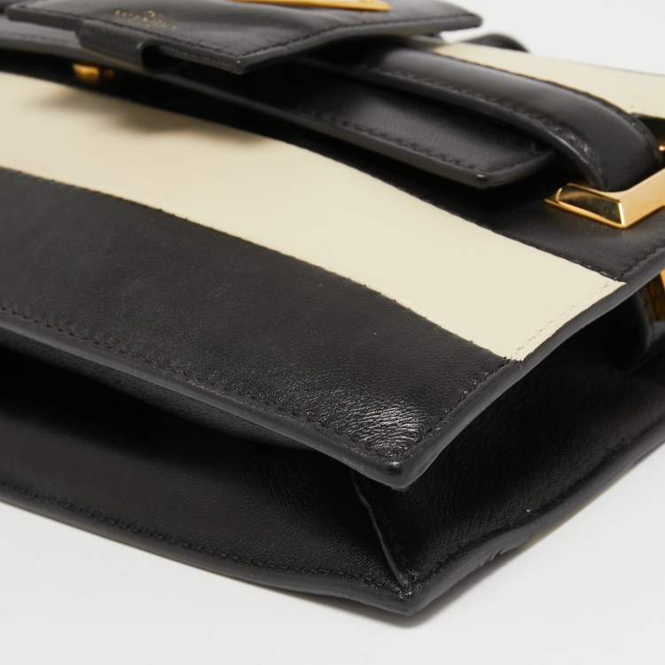 مملوكة مسبقًا Valentino Black/White Striped Leather My Rockstud Top Handle Bag