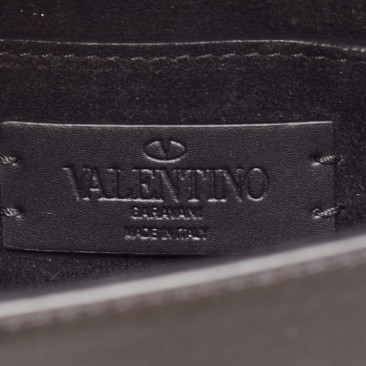 Pre Owned Valentino Black Leather SuperVee Belt Bag