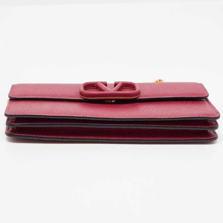 Pre Owned Valentino Red Leather VLogo Chain Wallet