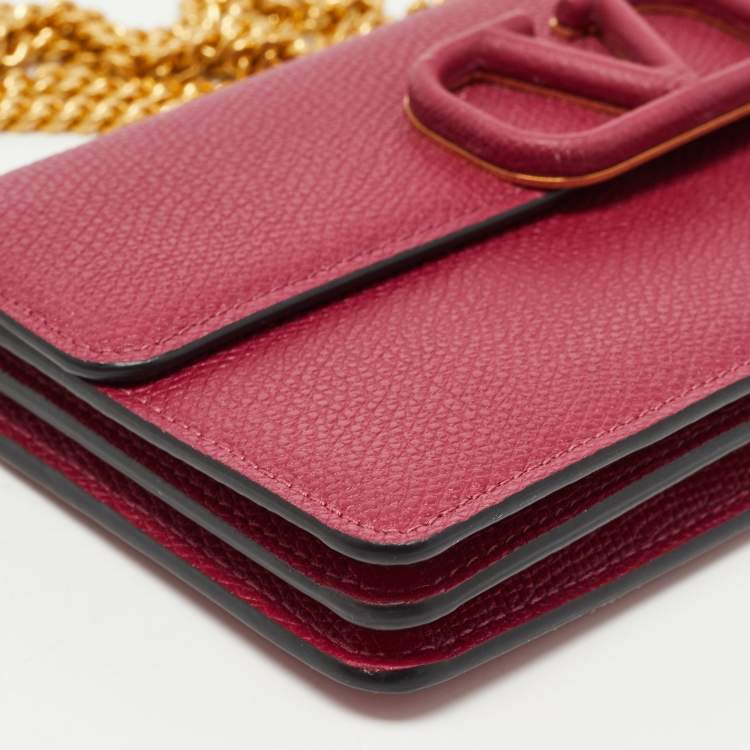 Pre Owned Valentino Red Leather VLogo Chain Wallet