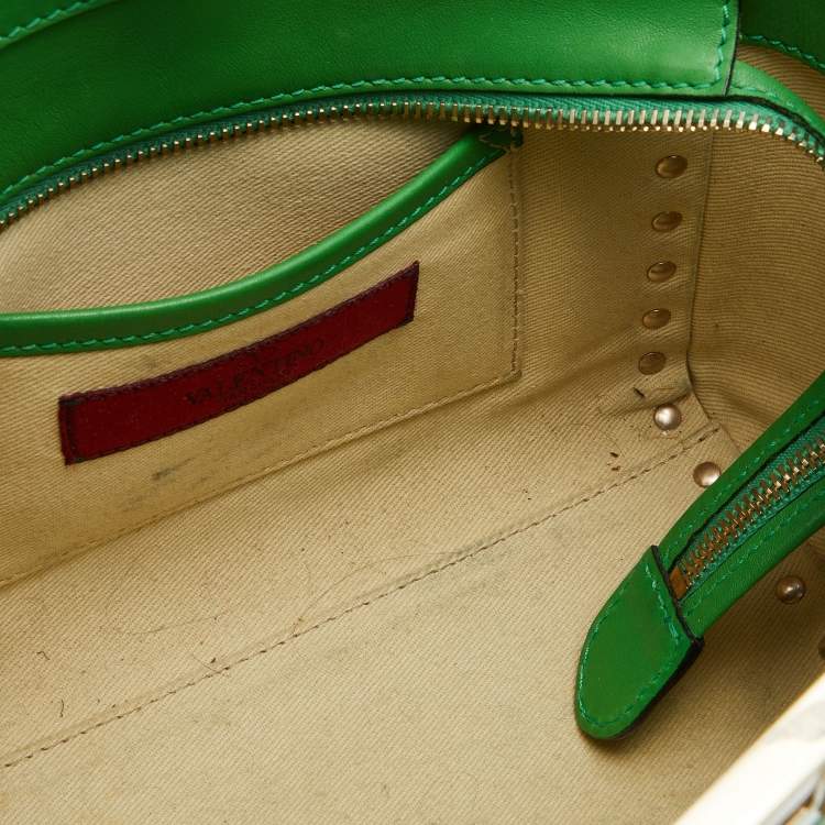 Pre Owned Valentino Green Leather Rockstud Trapeze Tote