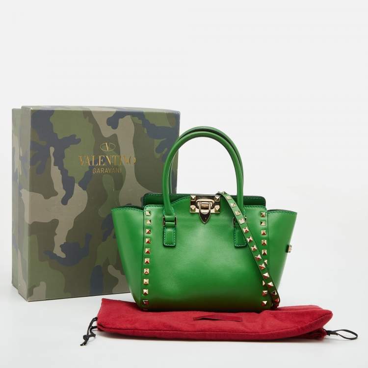 Pre Owned Valentino Green Leather Rockstud Trapeze Tote