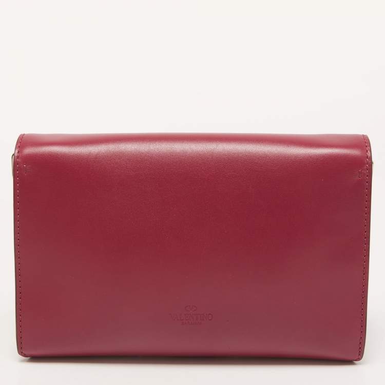 Pre Owned Valentino Dark Pink Leather V Rivet Clutch Bag