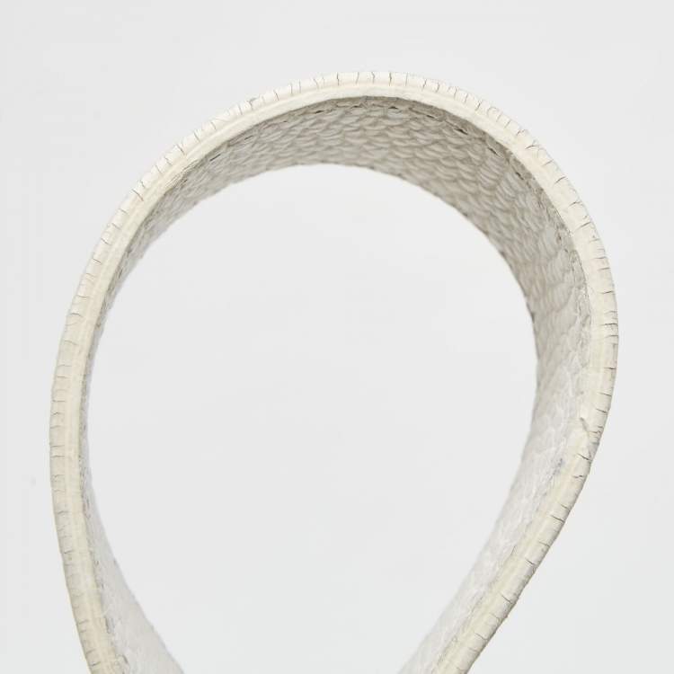 Pre Owned Valentino White Leather VLogo Flap Hobo