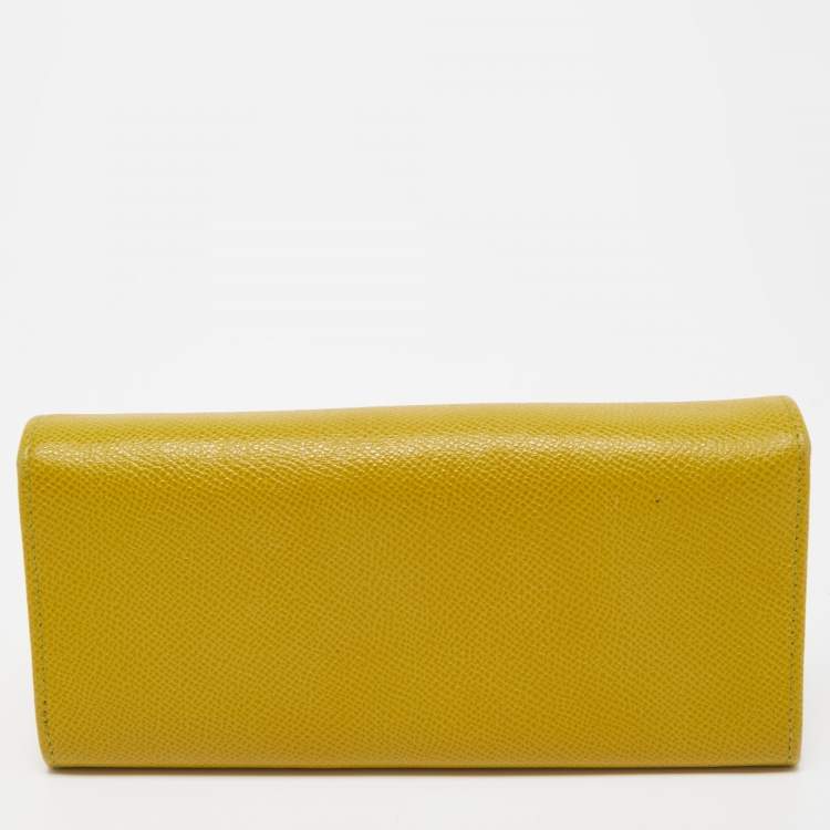 Pre Owned Valentino Green Leather Logo Flap Continental Wallet 