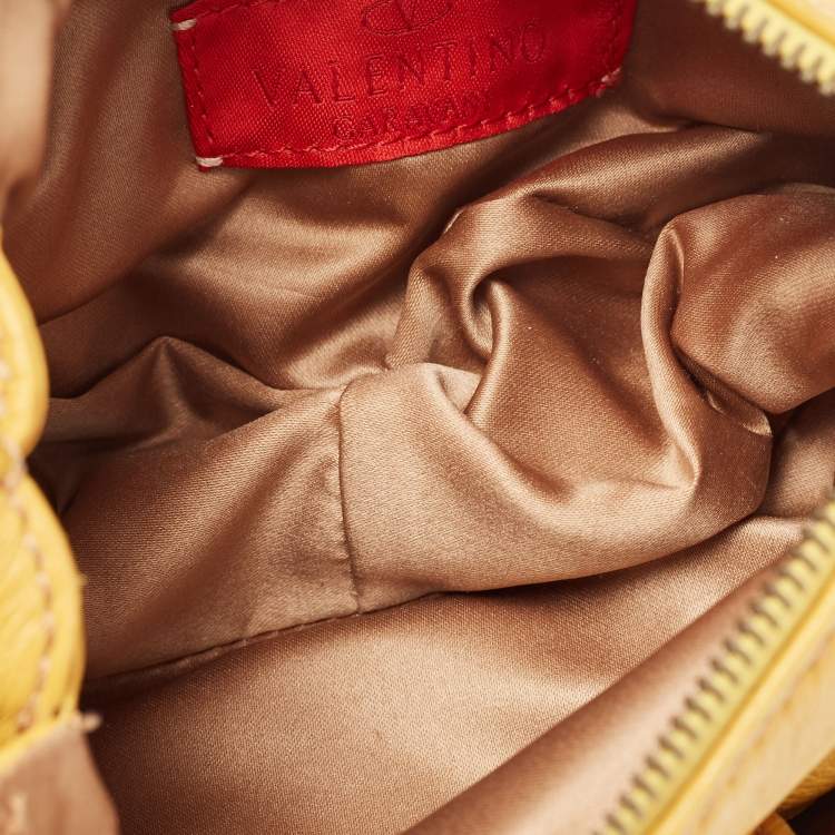 مملوكة مسبقًا Valentino Mustard Leather Crystals Embellished VLogo Hobo 