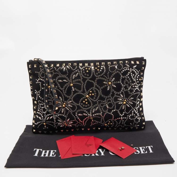 Pre Owned Valentino Black Suede Large Rockstud Embellished Wristlet Pouch