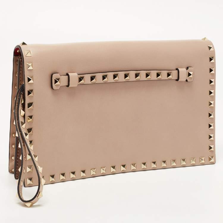 Pre Owned Valentino Beige Leather Rockstud Wristlet Clutch 
