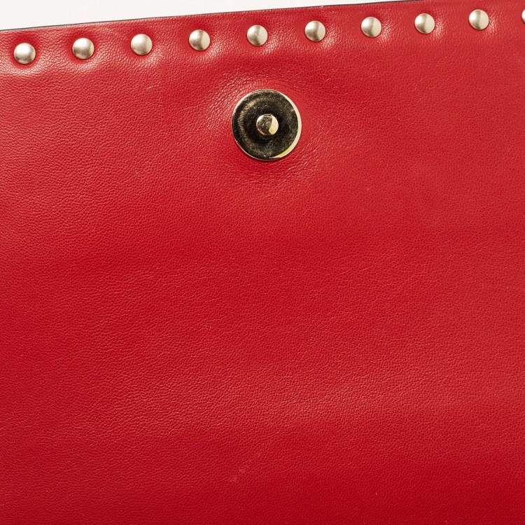 Pre Owned Valentino Beige Leather Rockstud Wristlet Clutch 