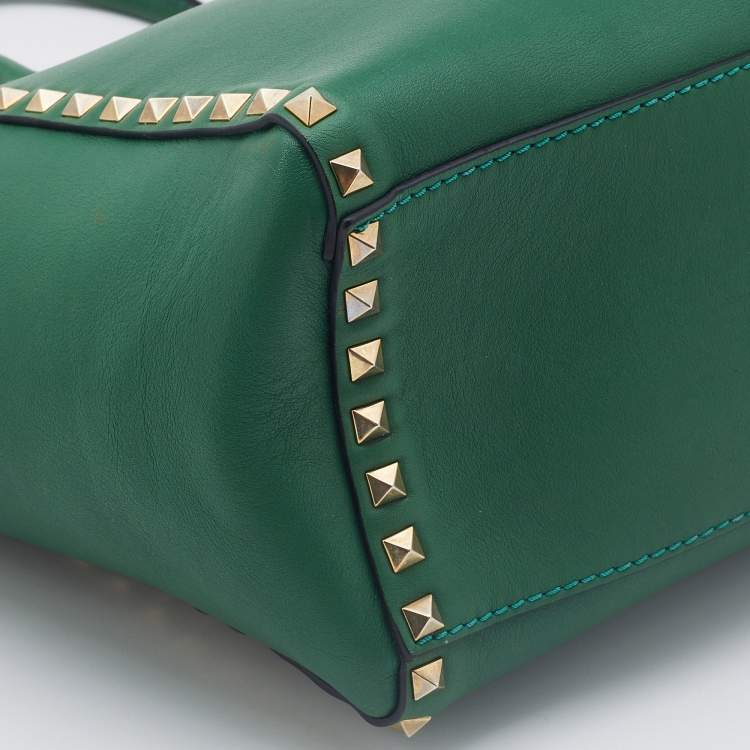 Pre Owned Valentino Green Leather Small Rockstud Trapeze Tote