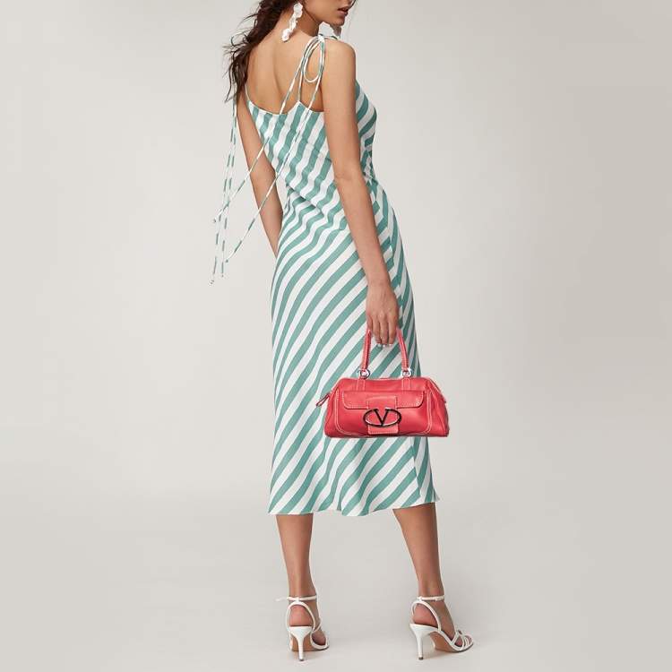 مملوكة مسبقًا Valentino Red Leather Front Pocket Satchel