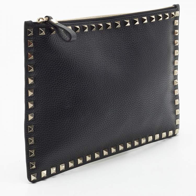 Pre Owned Valentino Black Leather Rockstud Clutch
