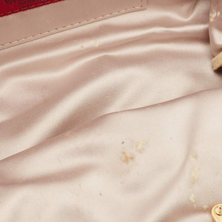 Pre Owned Valentino Beige Satin Floral Crystal Embellished Chain Clutch