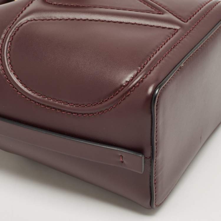 Pre Owned Valentino Burgundy Leather VLogo Bucket Bag