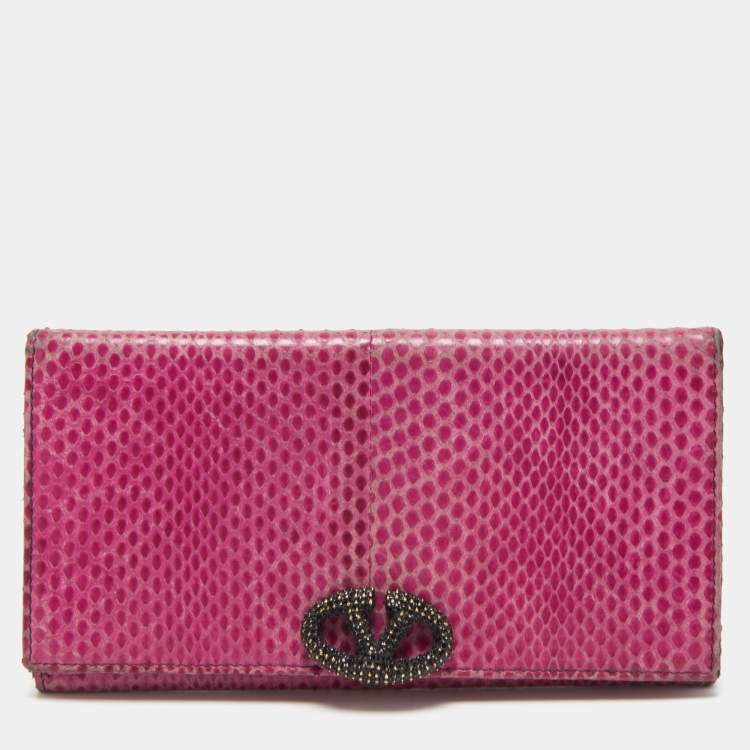 SALE] Authentic Valentino Compact Red Wallet, Luxury, Bags & Wallets on  Carousell