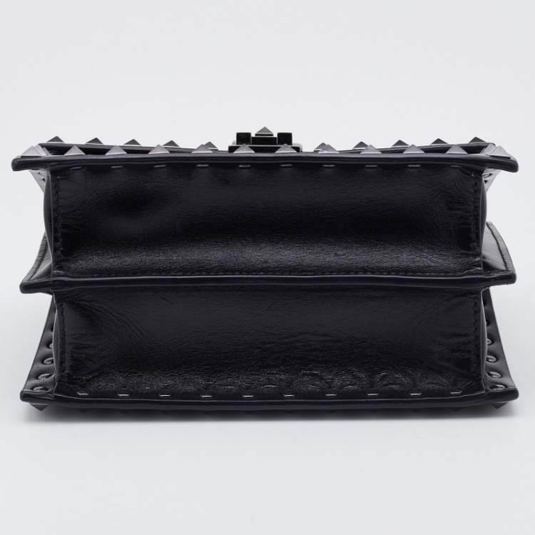 Pre Owned Valentino Black Leather Flap Rockstud Top Handle Bag