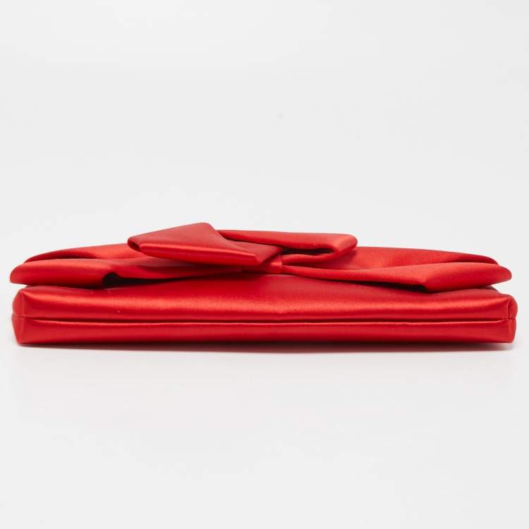 Pre Owned Valentino Red Satin Pleated Bow Clutch