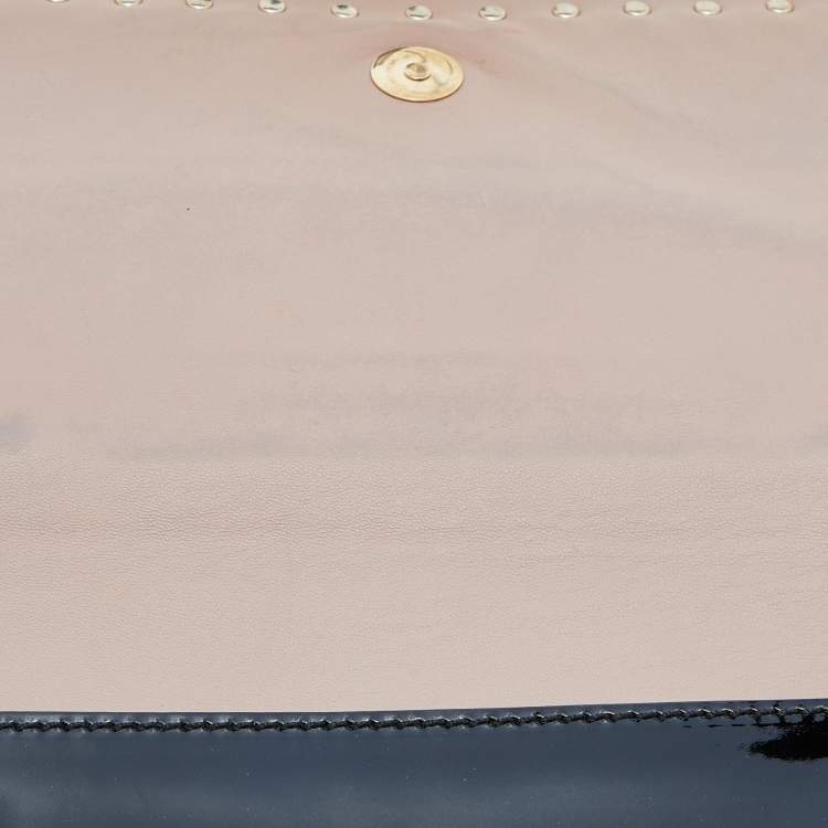 Pre Owned Valentino Black Patent Leather Rockstud Wristlet Clutch