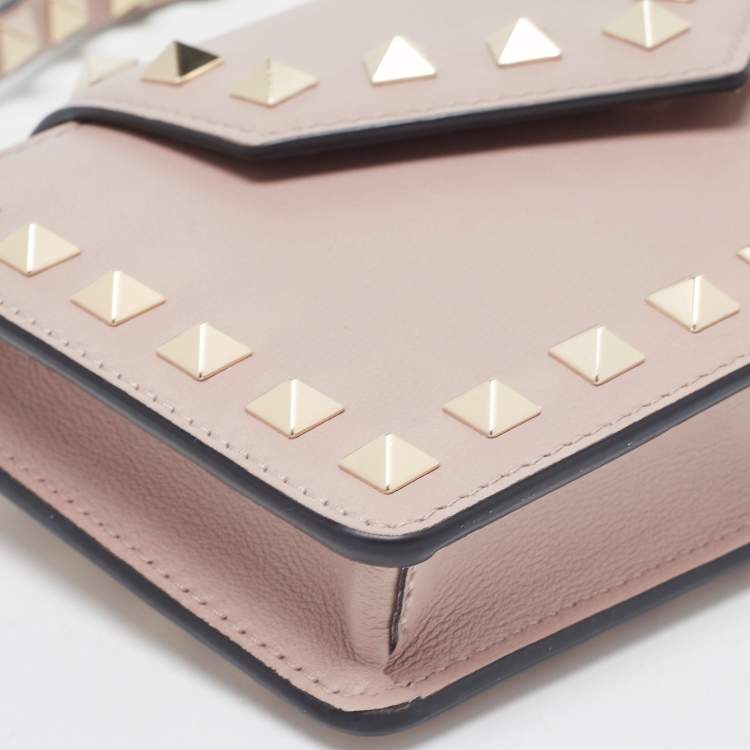 Pre Owned Valentino Beige Leather Rockstud Phone Wristlet Pouch