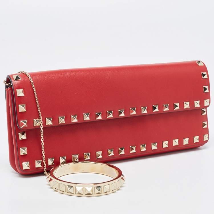 Pre Owned Valentino Red Leather Rockstud Bangle Clutch