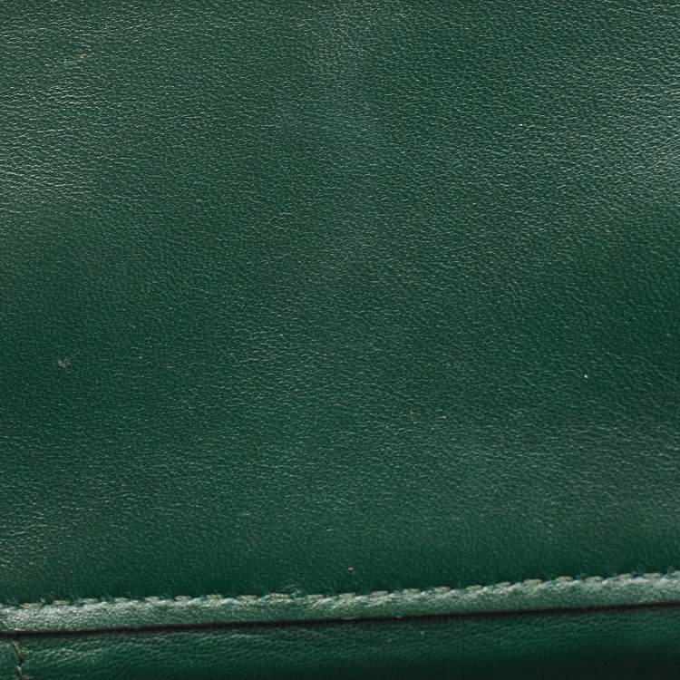 Pre Owned Valentino Green Leather  Mini VSling Vanity Case