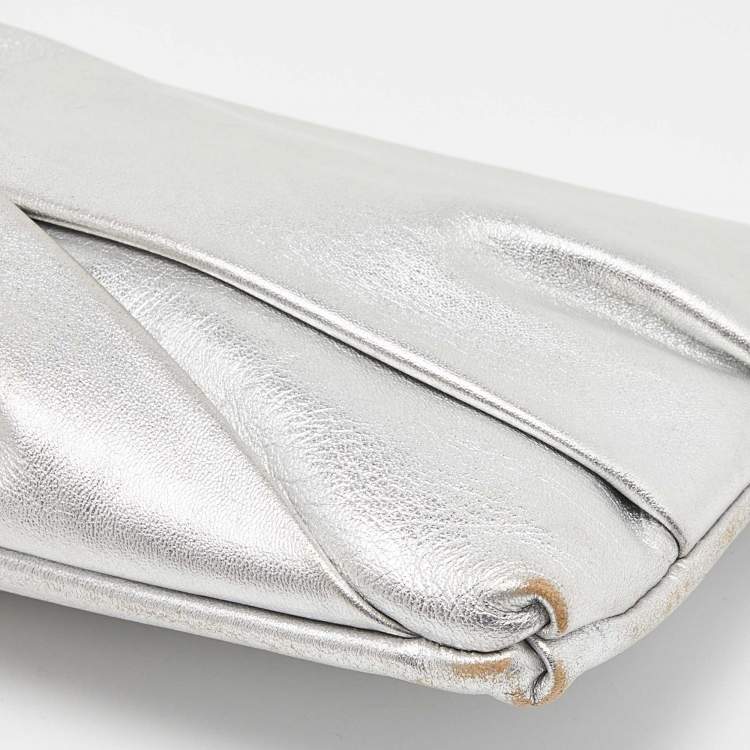 Pre Owned Valentino Silver Leather Bow Slim Clutch