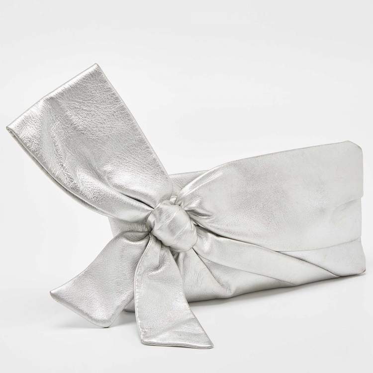 Pre Owned Valentino Silver Leather Bow Slim Clutch
