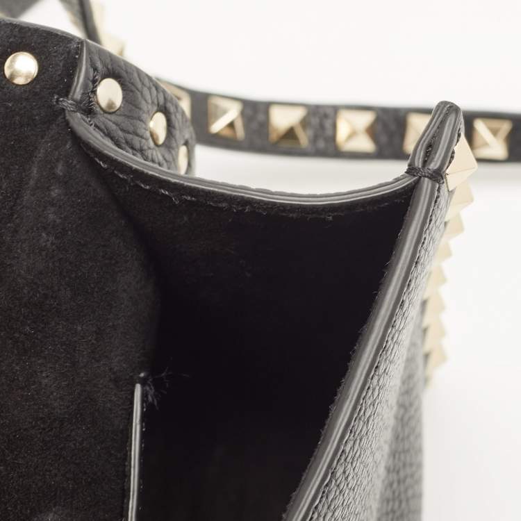 Pre Owned Valentino Black Leather Rockstud Flap Shoulder Bag