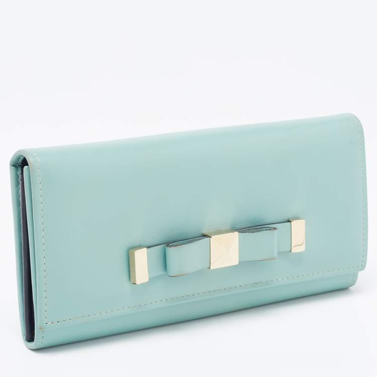 Pre Owned Valentino Green Leather Flap Continental Wallet 