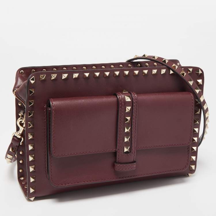 Pre Owned Valentino Burgundy Leather Rockstud Rectangular Shoulder Bag