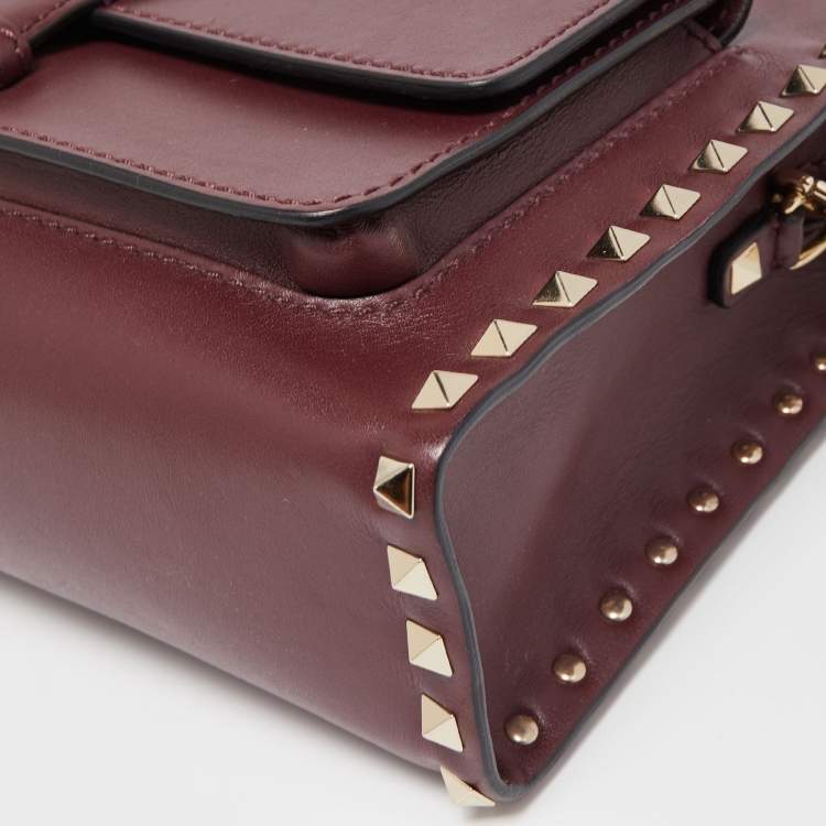 Pre Owned Valentino Burgundy Leather Rockstud Rectangular Shoulder Bag