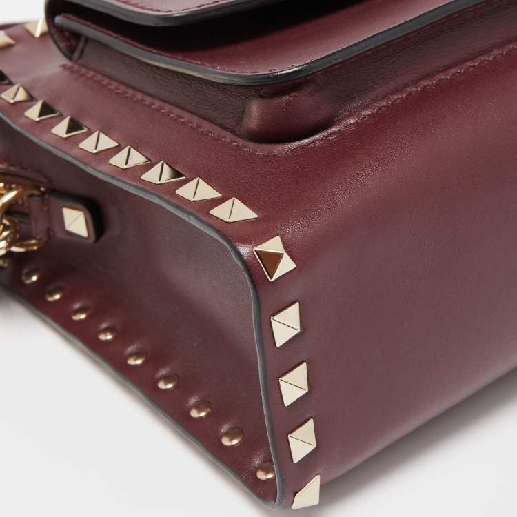 Pre Owned Valentino Burgundy Leather Rockstud Rectangular Shoulder Bag