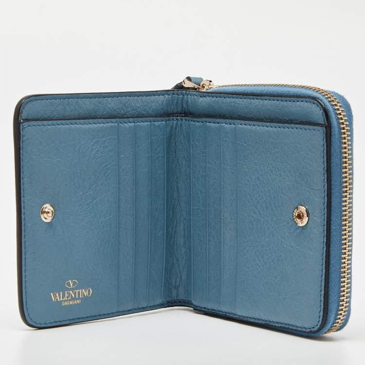 Women's Valentino Garavani Designer Handbags & Wallets