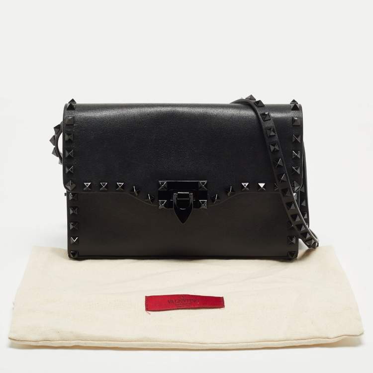 Pre Owned Valentino Black Leather Rockstud Flap Crossbody Bag