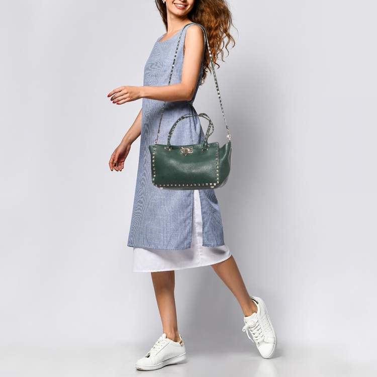 Pre Owned Valentino Green Leather Small Rockstud Trapeze Tote