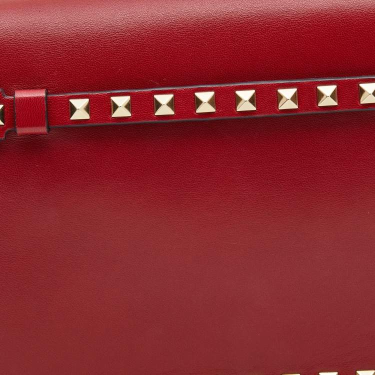 Pre Owned Valentino Red Leather Rockstud Wristlet Clutch