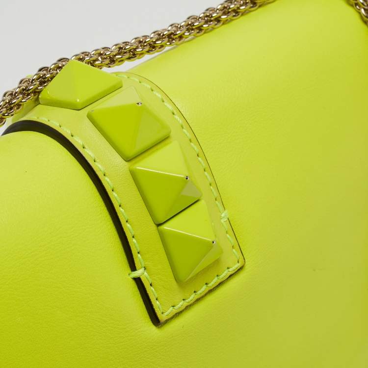 Pre Owned Valentino Neon Yellow/Cream Leather Medium Rockstud Glam Lock Flap Bag