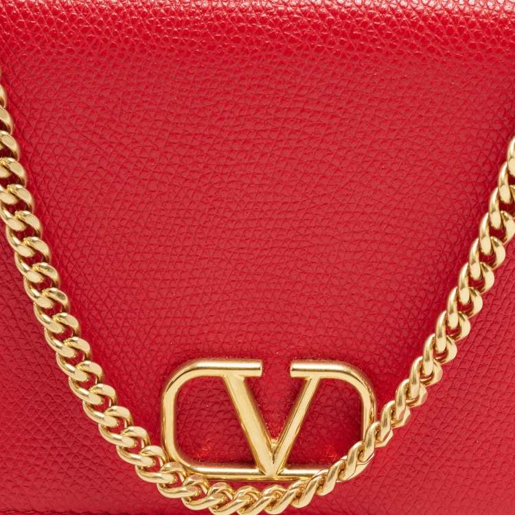 Pre Owned Valentino Red Leather VLogo Chain Wallet