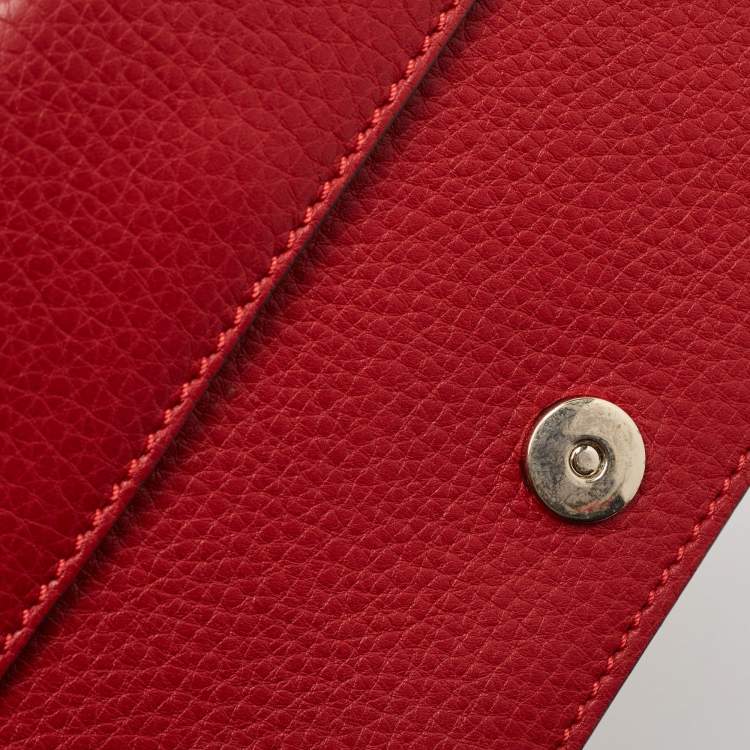 Pre Owned Valentino Red Leather Rockstud Chain Clutch