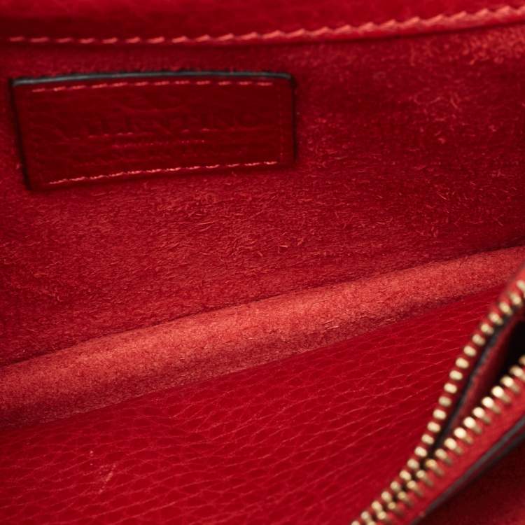 Pre Owned Valentino Red Leather Rockstud Chain Clutch